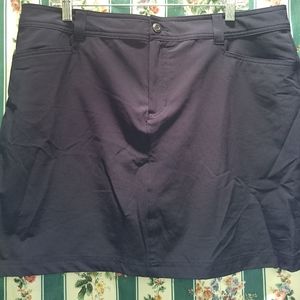 Versatile Eddie Bauer Navy Skort!